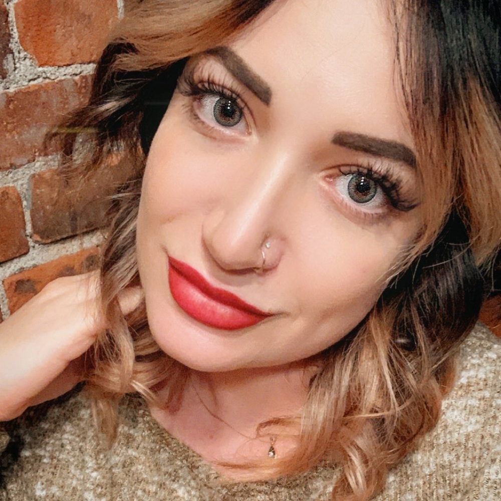 Meet your Posher, Marisa